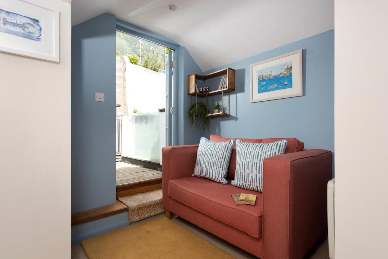 Navas Nook * Falmouth